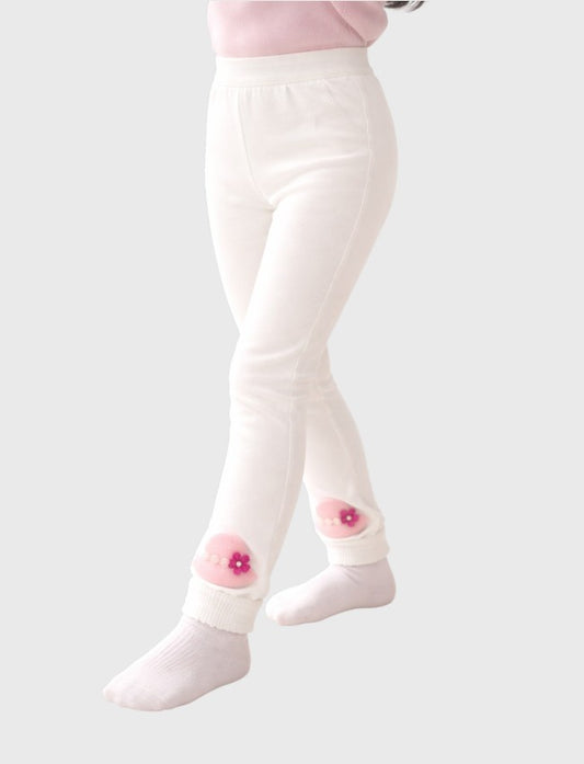 ليجن بناتي مزين بتفاصيل ناعمة عند القدم